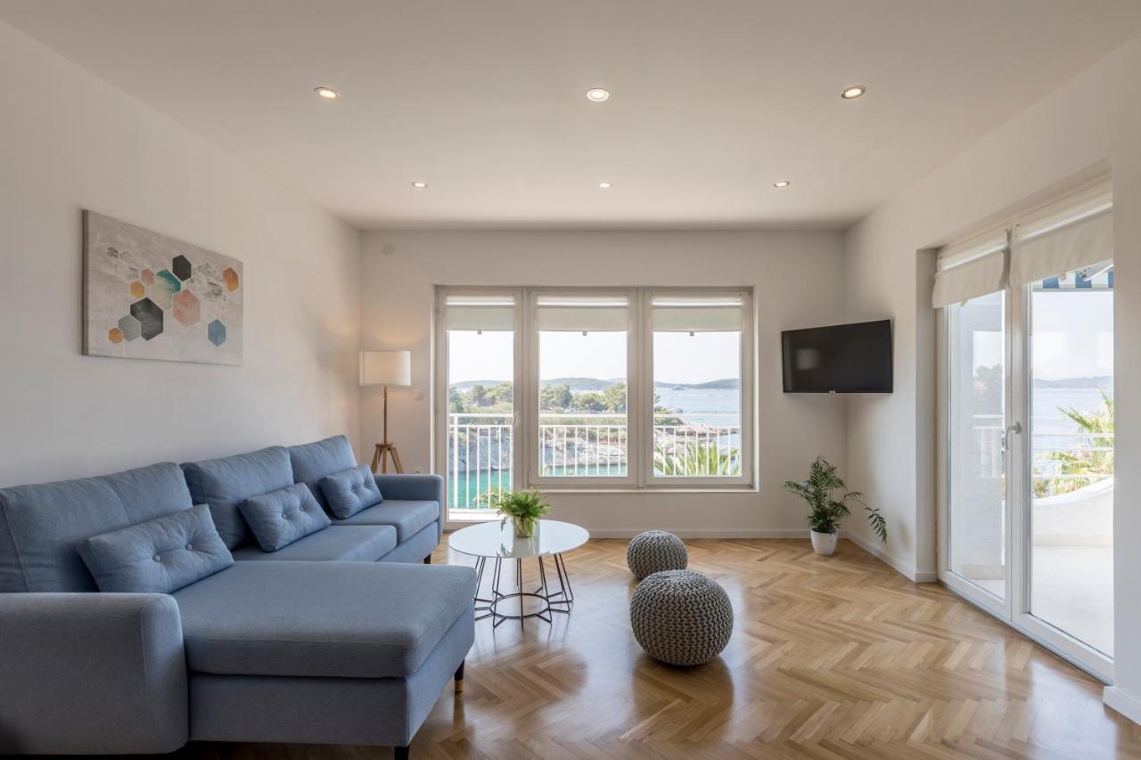 Apartman Shades Of Blue
