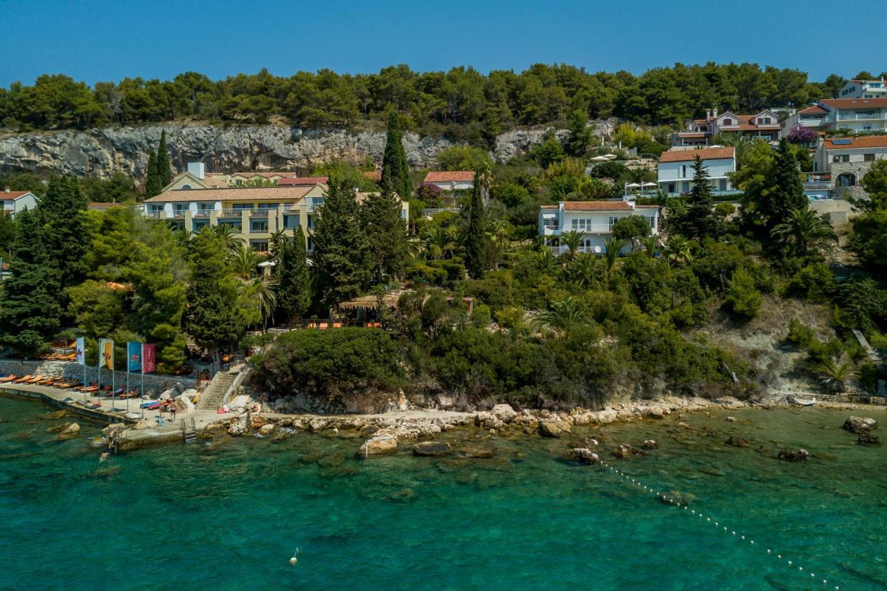 Shades Of Blue Apartman