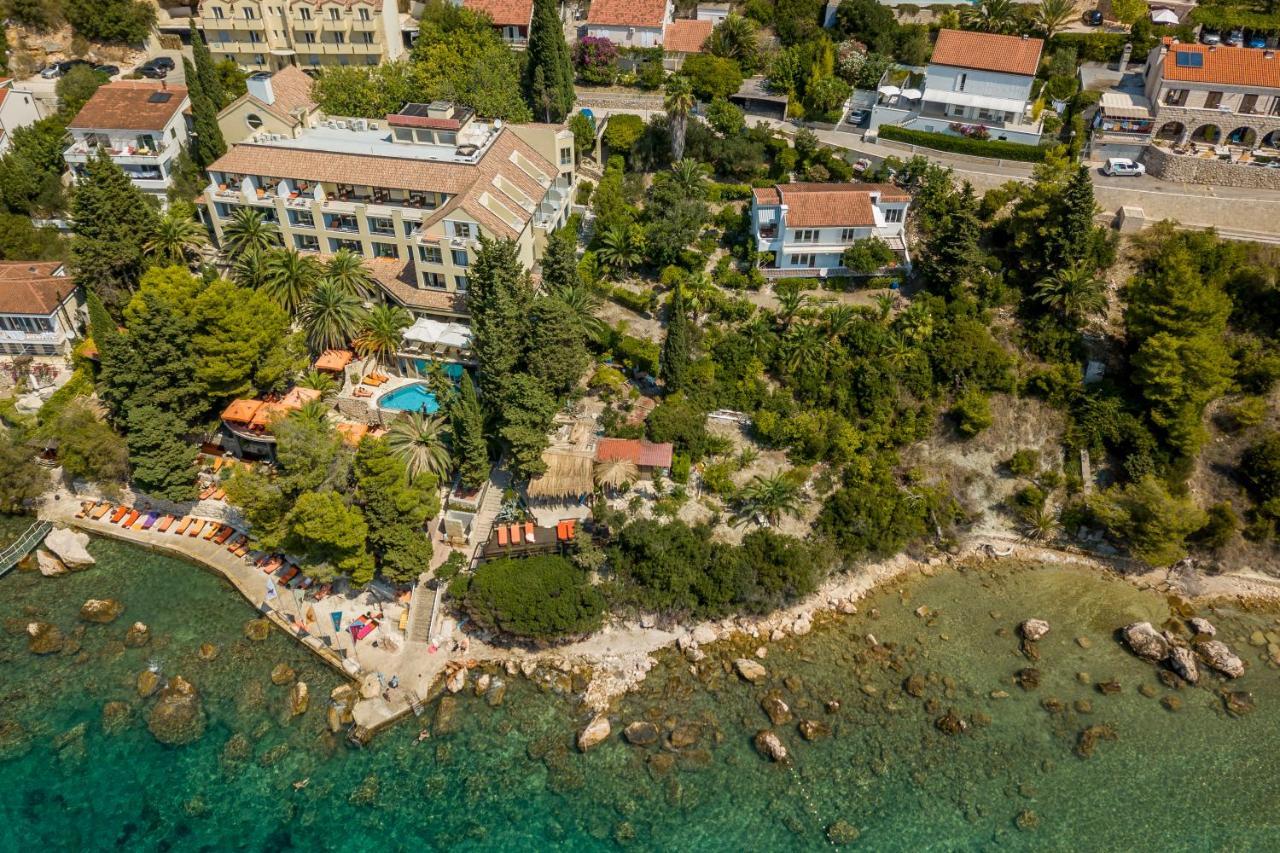 Shades Of Blue * Hvar Town